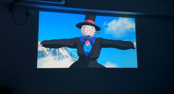 投影仪被大眼橙C3D狠狠治愈pg电子试玩打工人的理想卧室(图4)